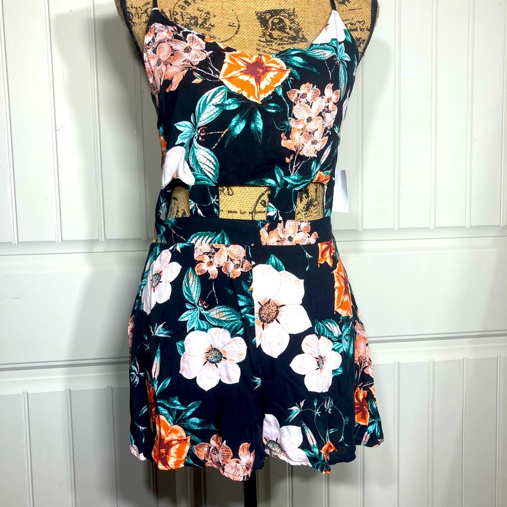 NWT Charlotte Russe romper M